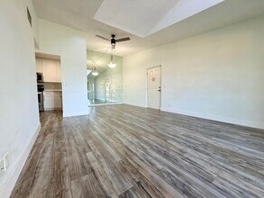 616 Sea Pine Way in Greenacres, FL - Building Photo - Building Photo