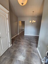 2307 Bains Hill Ln in Yukon, OK - Building Photo - Building Photo