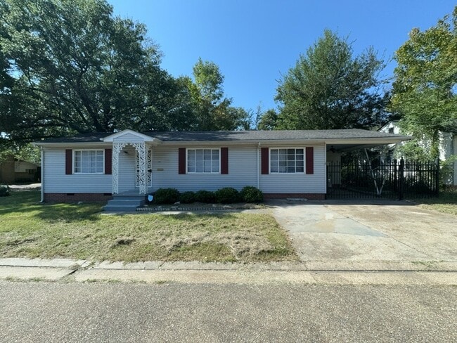 property at 2605 Lilly St