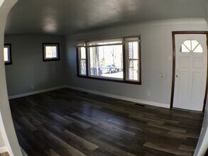 9606 Sievers Ct in Overland, MO - Building Photo - Building Photo