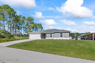 417 Ladyslipper St in Palm Bay, FL - Building Photo - Building Photo