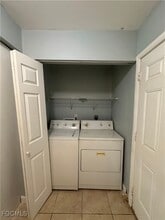 4233 Pine Drop Ln in North Fort Myers, FL - Building Photo - Building Photo