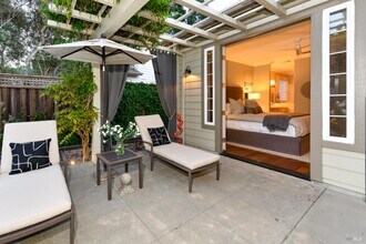 1571 Voorhees Cir in St Helena, CA - Building Photo - Building Photo