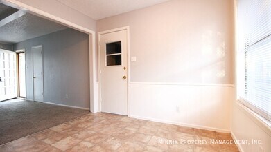 7908 Aberdeen Ave in Lubbock, TX - Building Photo - Building Photo