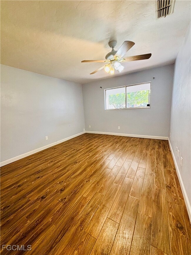 property at 9303 Lennex Ln