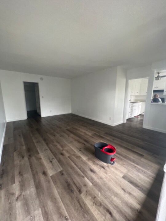 20880 Ventura Blvd-Unit -20 in Los Angeles, CA - Building Photo