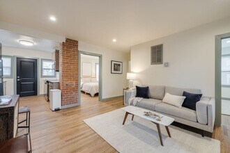 207 NW 23rd St in Oklahoma City, OK - Building Photo - Building Photo