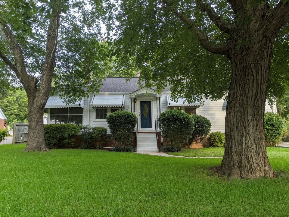 16 Berkley Ave in Greenville, SC - Building Photo