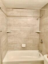 8415B Shallowcreek Rd in Liverpool, NY - Building Photo - Building Photo