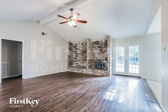 15814 Whipple Tree Dr in Houston, TX - Building Photo - Building Photo