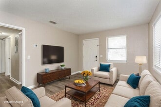 9505 Waynesboro Ave in Jacksonville, FL - Building Photo - Building Photo