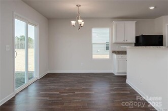 3007 Wynn Way in Charlotte, NC - Foto de edificio - Building Photo