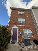 1366 Devon Ln in Harrisonburg, VA - Building Photo