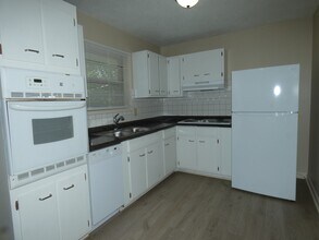 5228 N Richmond Ave in Kansas City, MO - Building Photo - Building Photo
