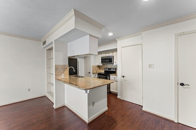 2800 Jeanetta St, Unit 1402 in Houston, TX - Building Photo - Building Photo