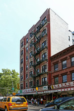 249-253 Grand St in New York, NY - Foto de edificio - Building Photo