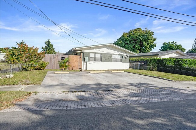 property at 29 SW 8th Ave