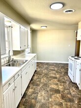 126 N Crown Point Dr in Ada, OK - Building Photo - Building Photo
