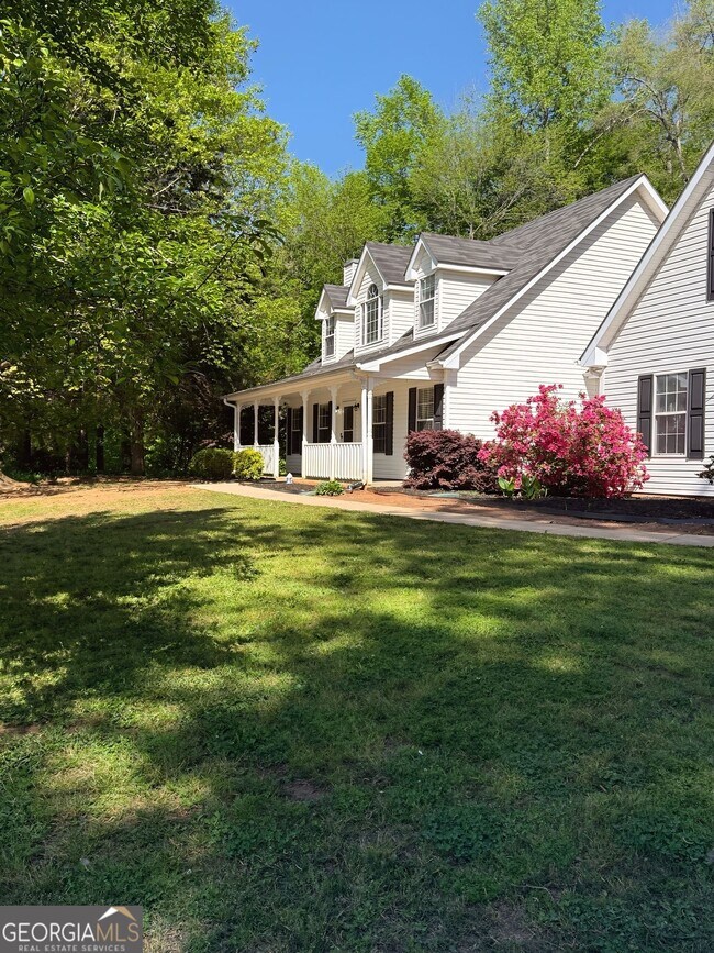 150 Falls Crossing in Covington, GA - Building Photo - Building Photo