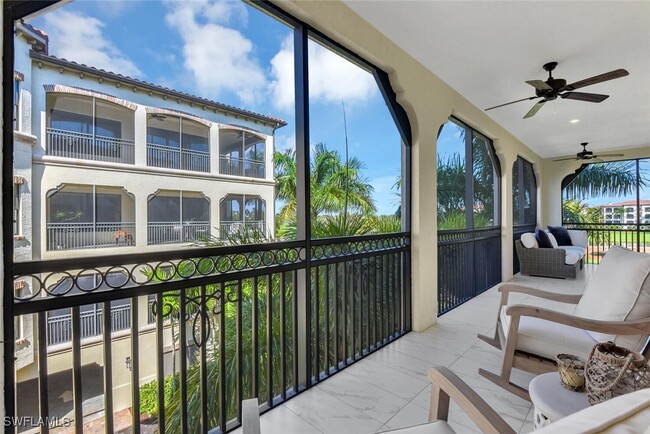 16387 Viansa Wy in Naples, FL - Building Photo - Building Photo