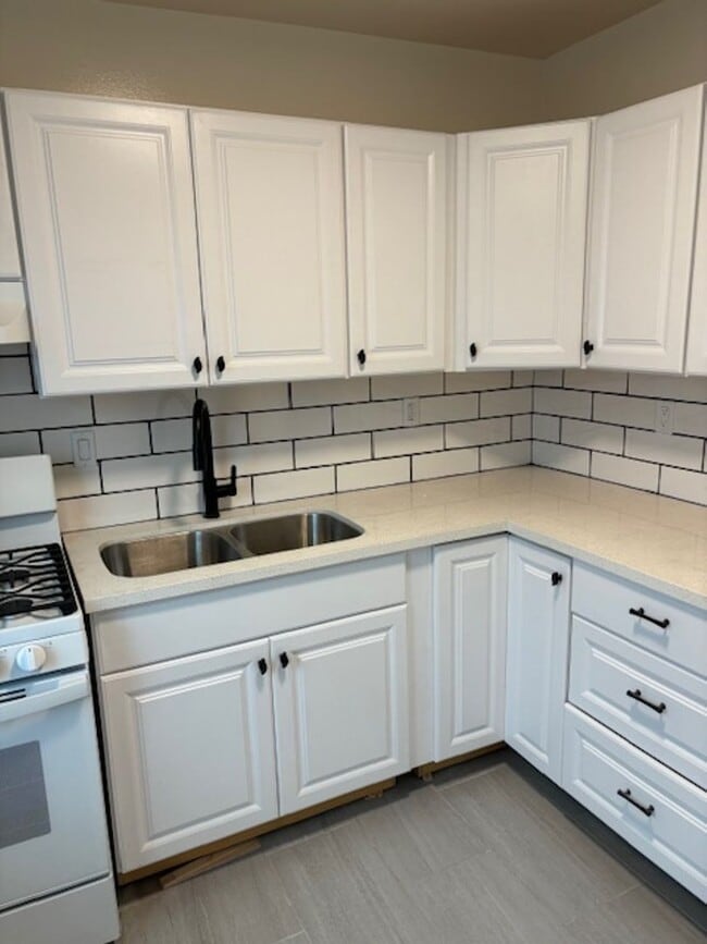 property at 7325 Sepulveda Blvd