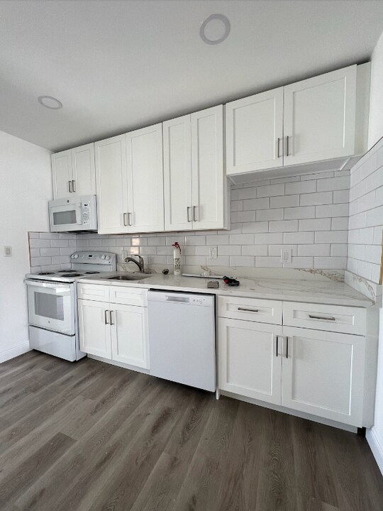 1404 SE 3rd Terrace in Deerfield Beach, FL - Building Photo