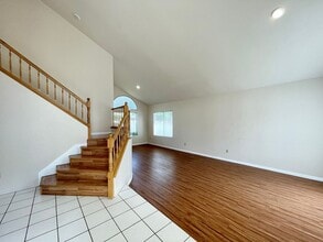 1951 Devonshire Dr in Oxnard, CA - Building Photo - Building Photo