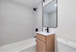 921 Tyson Ave in Philadelphia, PA - Building Photo - Building Photo