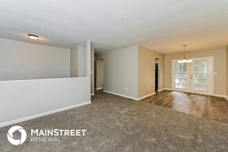 2239 Cherokee Valley Cir in Lithonia, GA - Building Photo - Building Photo
