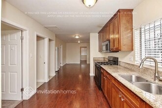 1522 W 60th St in Los Angeles, CA - Building Photo - Building Photo