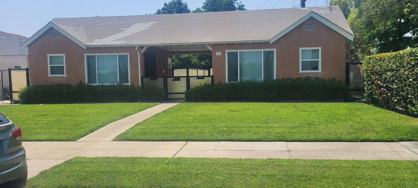 2nd Ave Cottages in Arcadia, CA - Building Photo
