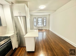 EAST 46 STREET in New York, NY - Building Photo - Building Photo