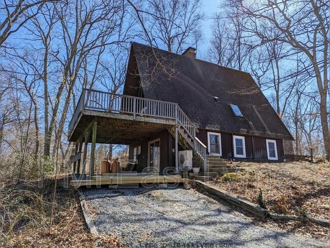 270 Lambtown Rd in Groton, CT - Building Photo - Building Photo