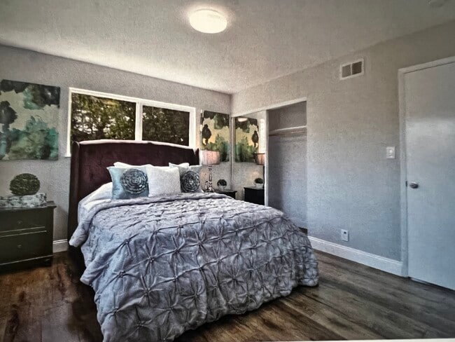 property at 39649 Royal Palm Dr
