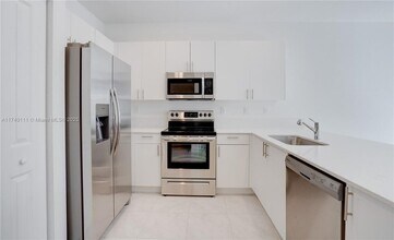 23505 SW 129th Path in Princeton, FL - Building Photo - Building Photo