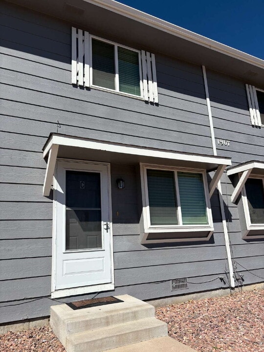 1967 Mineola St in Colorado Springs, CO - Building Photo