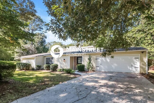 property at 2223 N Woods Ct
