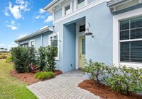 5716 Highbourne Dr in Naples, FL - Building Photo - Building Photo