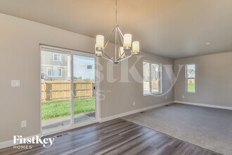 10405 Luneth Dr in Colorado Springs, CO - Foto de edificio - Building Photo