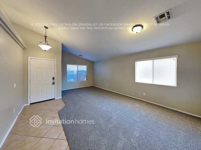 16059 W Larkspur Dr in Goodyear, AZ - Building Photo - Building Photo