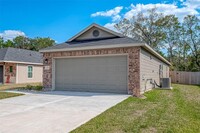 2126 Cedar Way Dr in Conroe, TX - Building Photo - Building Photo