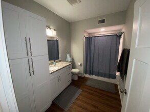 2711 30th Ave S in Minneapolis, MN - Building Photo - Building Photo