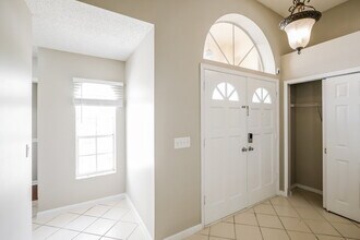 105 Hemingway Ct in Royal Palm Beach, FL - Building Photo - Building Photo