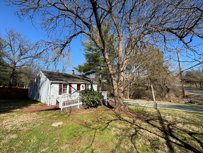 43600 Hay Rd in Ashburn, VA - Building Photo - Building Photo