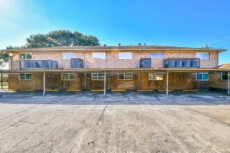 7906 Prestwood Dr in Houston, TX - Building Photo - Building Photo