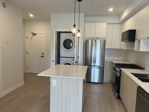 2629 Millstream Rd in Langford, BC - Building Photo - Building Photo