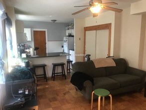 13 Andrew St in Cambridge, MA - Building Photo - Building Photo