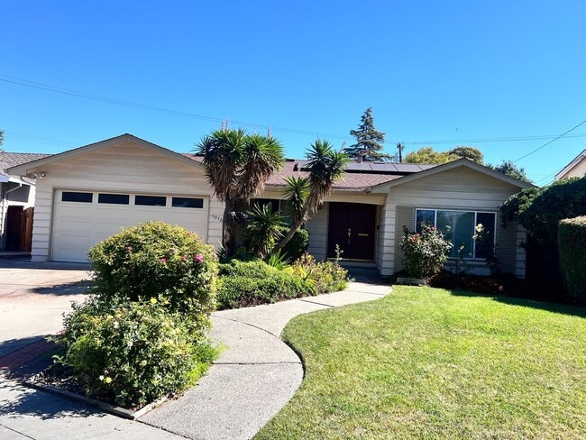 property at 5978 Dunn Ave