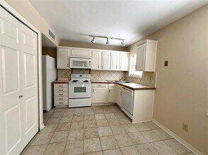 1503 Mccoy St in Dallas, TX - Building Photo - Building Photo