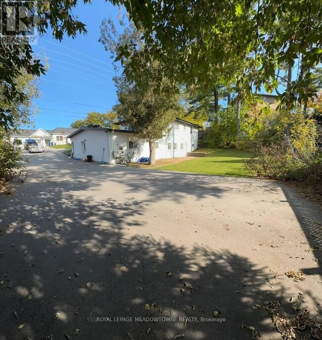 174 Mountainview Rd N in Halton Hills, ON - Building Photo - Building Photo